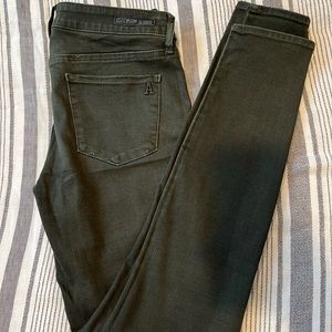 Articles of Society. Olive Green. Size 27. Skinny